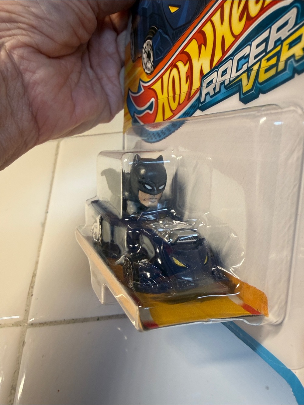 DC Batman Black Racer - Hot wheels, new in box - Picture 2 of 3